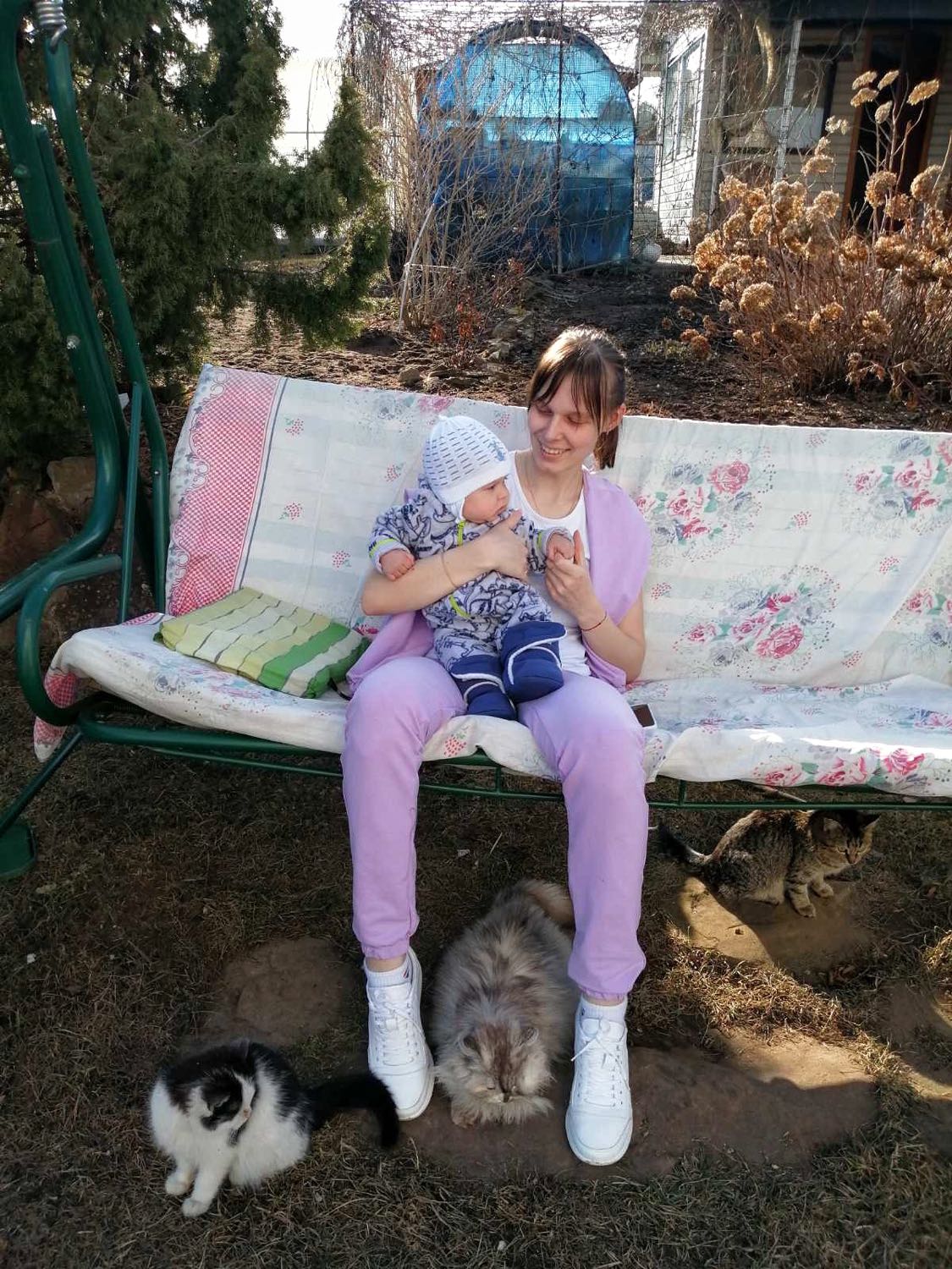 Ура! 🎉 
Сыну 5,5 месяцев 🥳 
Рост 68, вес 7700
Умеет ползать по-пластун... image №3