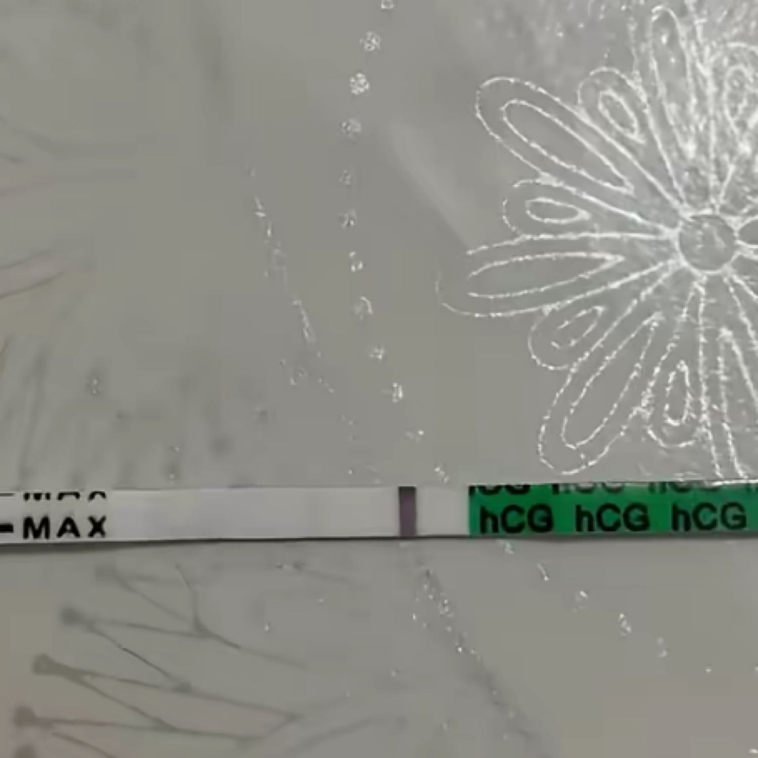 Сәлематсыздарма месячный 8 күн задержка болса беременность бар деген б... 