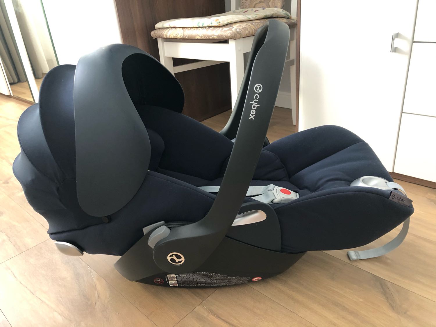 Девочки, хочу продать автолюльку cybex cloud q. В отличном состоянии. ... image №4