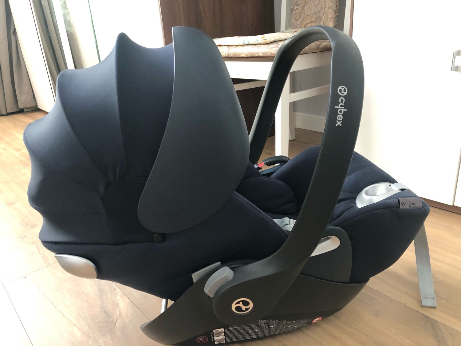 Девочки, хочу продать автолюльку cybex cloud q. В отличном состоянии. ... image №3