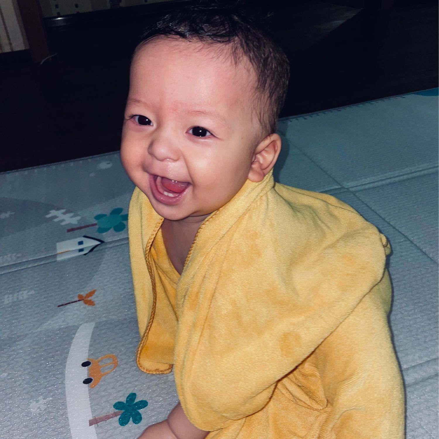 Мой улыбка, моя любовь, мой А’нис 🥰❤️
Моему сыночку, 9 месяцев исполни... 